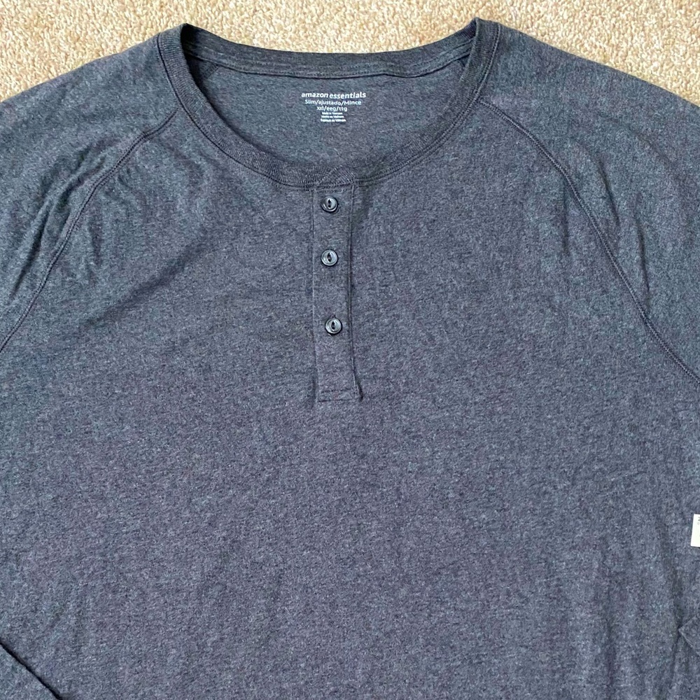 Amazon Essentials Men’s Slim Fit Henley Shirt NWT - Picture 3 of 4